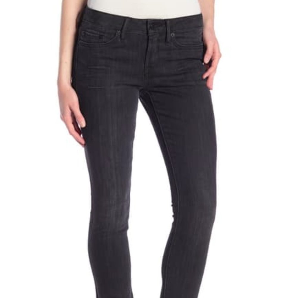 NWT JEAN SHOP Lana Straight Leg Jeans Black 30